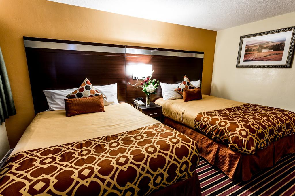Budget Inn Of America Медфорд Экстерьер фото